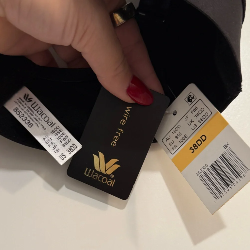 WACOAL Elevated Allure Wire-Free Bra - Picture 10 of 11